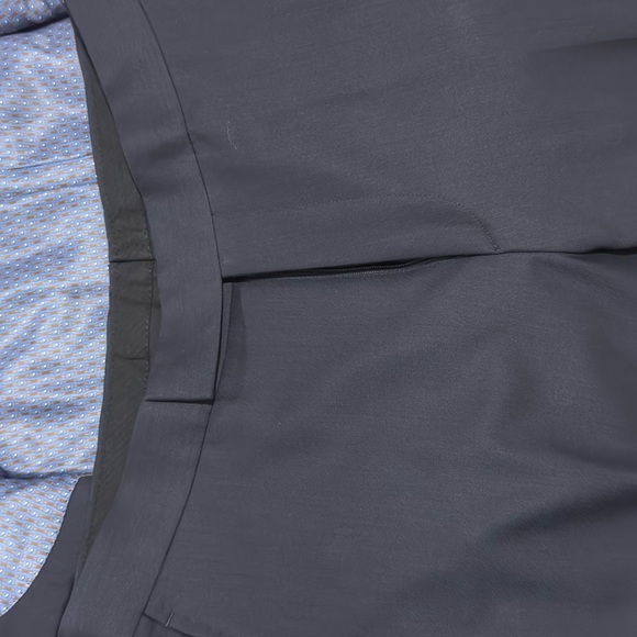 Women’s Navy Super 150 Single breasted suit (custom by Suitsupply)- 100% wool - Picture 13 of 14